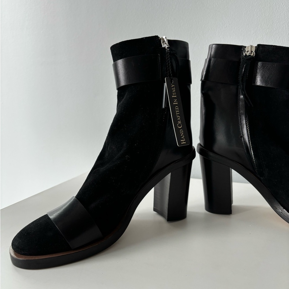 NWT💥Cavallini black leather and suede ankle boots, size 36